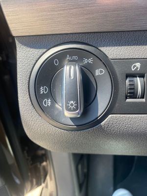 Volkswagen Touran 2.0 TDI 140cv Advance  - Foto 14