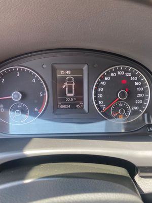 Volkswagen Touran 2.0 TDI 140cv Advance  - Foto 21