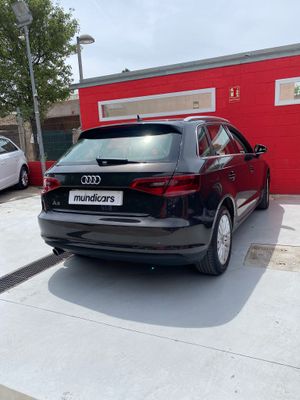 Audi A3 Sportback 1.6 TDI 105 S tronic Ambiente  - Foto 9