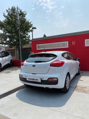 Kia ProCeed 1.4 CVVT 100CV Concept  - Foto 13