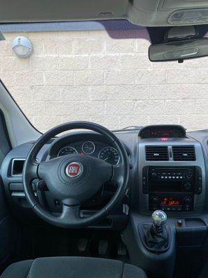 Fiat Scudo 2.0 JTDM Panorama Executive L1H1 130 Multijet   - Foto 11