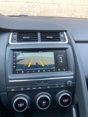 Jaguar E-Pace 2.0D 110kW R-Dynamic SE 4WD Auto  - Foto 11