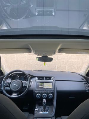 Jaguar E-Pace 2.0D 110kW R-Dynamic SE 4WD Auto  - Foto 10