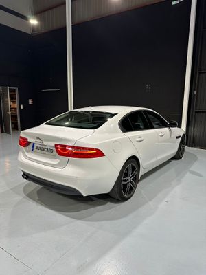 Jaguar XE 2.0 AJ200D Diesel Auto RWD XE Prestige  - Foto 11
