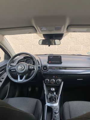 Mazda 2 1.5 GE 66kW (90CV) Black Tech Edition  - Foto 12