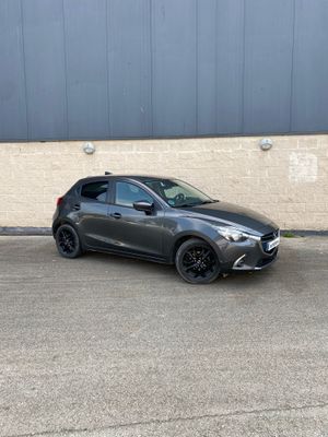 Mazda 2 1.5 GE 66kW (90CV) Black Tech Edition  - Foto 4