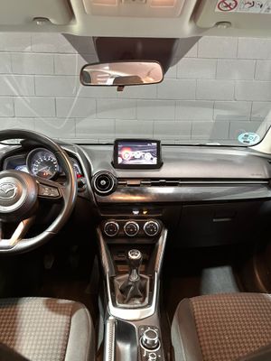 Mazda 2 1.5 GE 66kW (90CV) Black Tech Edition  - Foto 11