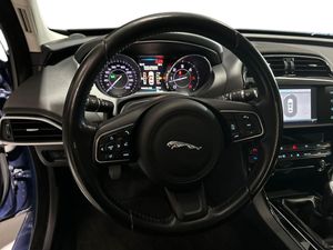 Jaguar XE 2.0 AJ200D Diesel RWD 180cv XE-Pure  - Foto 12