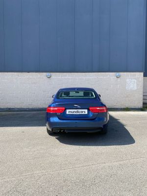 Jaguar XF 2.0D 180PS Portfolio  - Foto 6