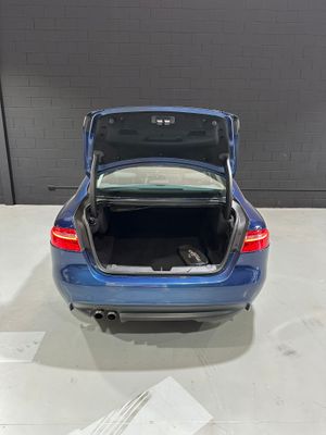 Jaguar XE 2.0 AJ200D Diesel RWD 180cv XE-Pure  - Foto 10