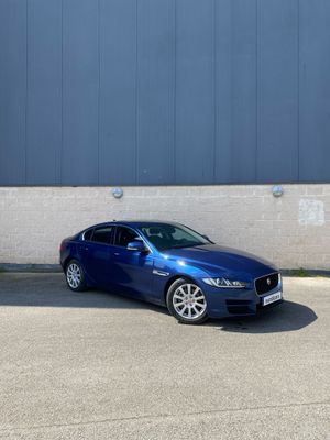 Jaguar XF 2.0D 180PS Portfolio  - Foto 8
