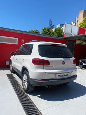 Volkswagen Tiguan 2.0 TDI 140cv 4x2 T1 BlueMotion Tech  - Foto 3