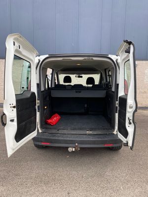 Fiat Doblò 1.3 M-Jet SX Maxi   - Foto 12