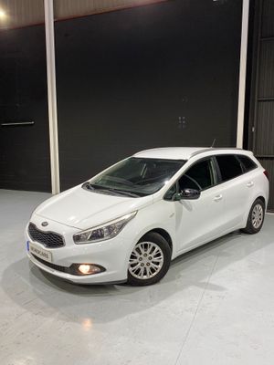 Kia Ceed 1.6 CRDi VGT 110CV Concept  - Foto 8