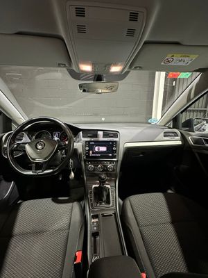 Volkswagen Golf Advance 1.0 TSI 85kW (115CV) Variant  - Foto 9