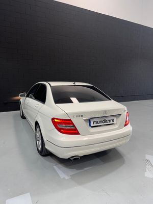 Mercedes Clase C C 220 CDI BE Avantgarde Blue Effic. Ed.  - Foto 10