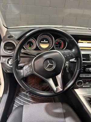 Mercedes Clase C C 220 CDI BE Avantgarde Blue Effic. Ed.  - Foto 13