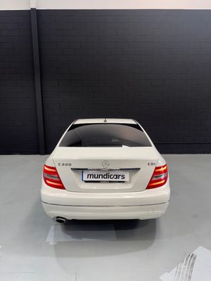 Mercedes Clase C C 220 CDI BE Avantgarde Blue Effic. Ed.  - Foto 9