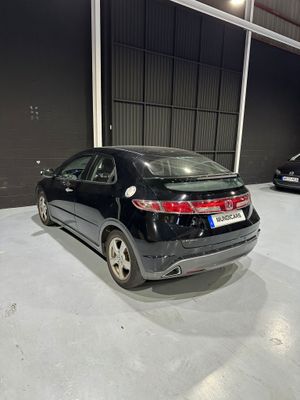 Honda Civic 1.4 i-VTEC Sport   - Foto 11
