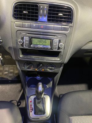 Volkswagen Polo 1.4 85cv DSG Advance  - Foto 12