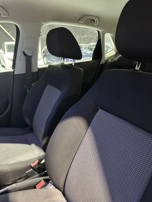Volkswagen Polo 1.4 85cv DSG Advance  - Foto 17