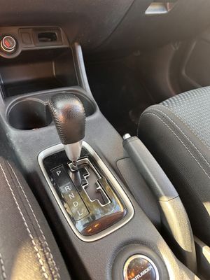 Mitsubishi Outlander 200 MPI Motion CVT 2WD 5 Plazas  - Foto 18