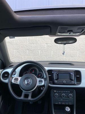 Volkswagen Beetle 1.2 TSI 105cv Design  - Foto 12