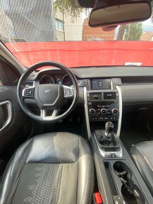 Land-Rover Discovery Sport 2.0L TD4 110kW (150CV) 4x4 SE  - Foto 13