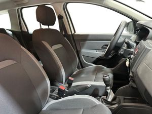 Dacia Duster Essential 1.6 84kW (114CV) 4X2  - Foto 17
