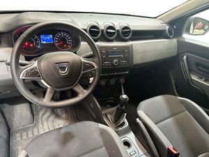 Dacia Duster Essential 1.6 84kW (114CV) 4X2  - Foto 11
