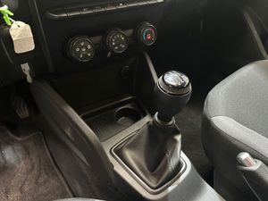 Dacia Duster Essential 1.6 84kW (114CV) 4X2  - Foto 13