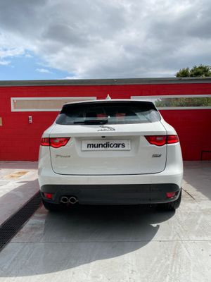 Jaguar F-Pace 2.0L i4D AWD Automático Portfolio  - Foto 13