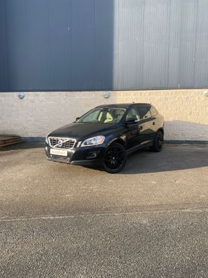 Volvo XC60 2.4 D3 AWD Momentum  - Foto 7
