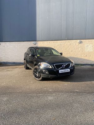 Volvo XC60 2.4 D3 AWD Momentum  - Foto 5