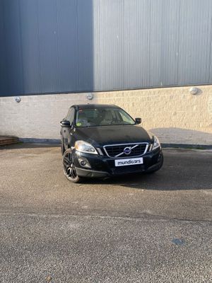 Volvo XC60 2.4 D3 AWD Momentum  - Foto 3