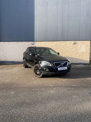 Volvo XC60 2.4 D3 AWD Momentum  - Foto 4