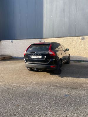Volvo XC60 2.4 D3 AWD Momentum  - Foto 9