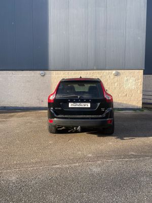 Volvo XC60 2.4 D3 AWD Momentum  - Foto 11