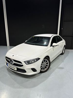 Mercedes Clase A Sedán A 200 d  - Foto 8