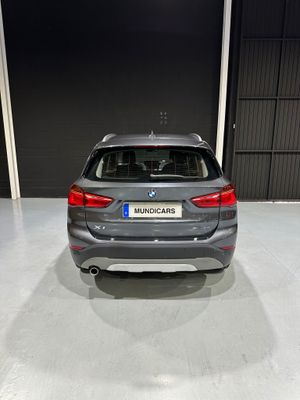 BMW X1 sDrive18i  - Foto 9