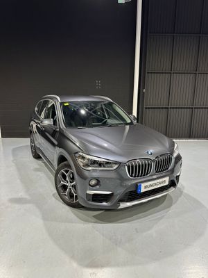 BMW X1 sDrive18i  - Foto 3