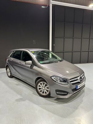 Mercedes Clase B B 220 4M Aut.  - Foto 4