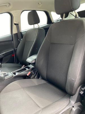 Ford Focus 1.5 TDCi E6 120cv Business  - Foto 11
