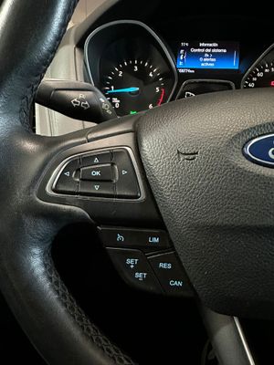 Ford Focus 1.5 TDCi E6 120cv Business  - Foto 30