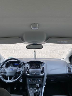 Ford Focus 1.5 TDCi E6 120cv Business  - Foto 13