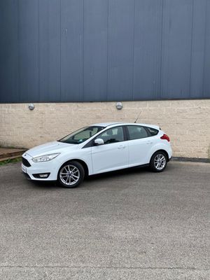 Ford Focus 1.5 TDCi E6 120cv Business  - Foto 6