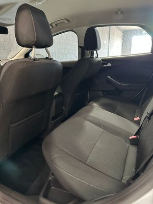 Ford Focus 1.5 TDCi E6 120cv Business  - Foto 20