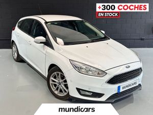 Ford Focus 1.5 TDCi E6 120cv Business  - Foto 2