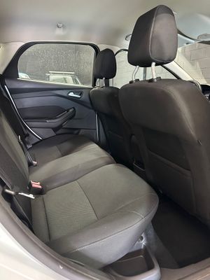 Ford Focus 1.5 TDCi E6 120cv Business  - Foto 21