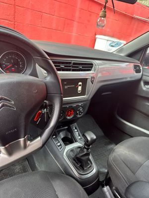 Citroën C-Elysée BlueHDi 75KW (100CV) Shine  - Foto 13